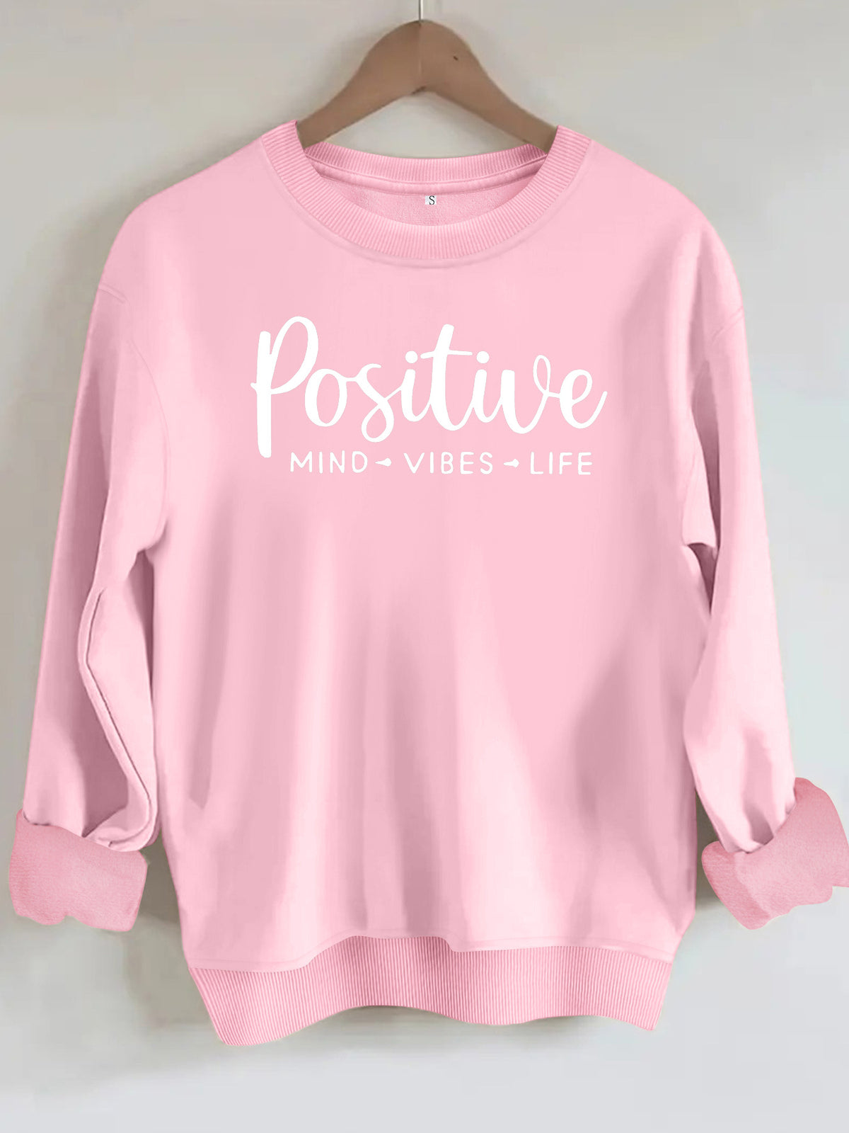 Positive energy life letter print