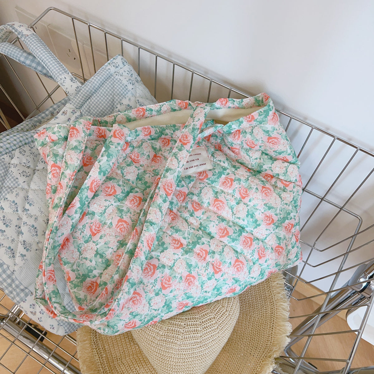 Floral Quilted Cotton Single Shoulder Large Bag with Large Capacity Mommy Bag and Book Bag