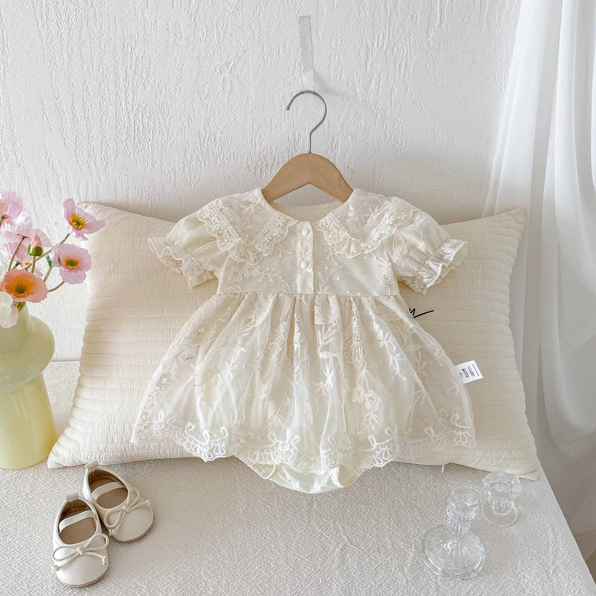 Baby Clothes Summer Lightweight Romper Lace Princess Dress Baby Girl Onesie for Full Moon and 100-Day Celebration